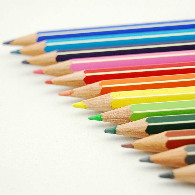 Hướng dẫn chọn bút chì màu nào tốt hình ảnh 1
