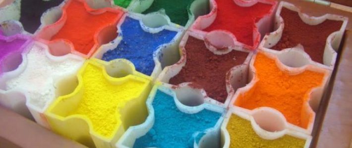 Các loại bột màu vẽ và cách sử dụng